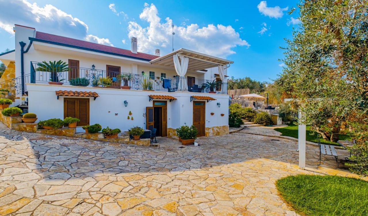 Villa Vanessa Con Piscina Privata - Castro Castro  Екстериор снимка